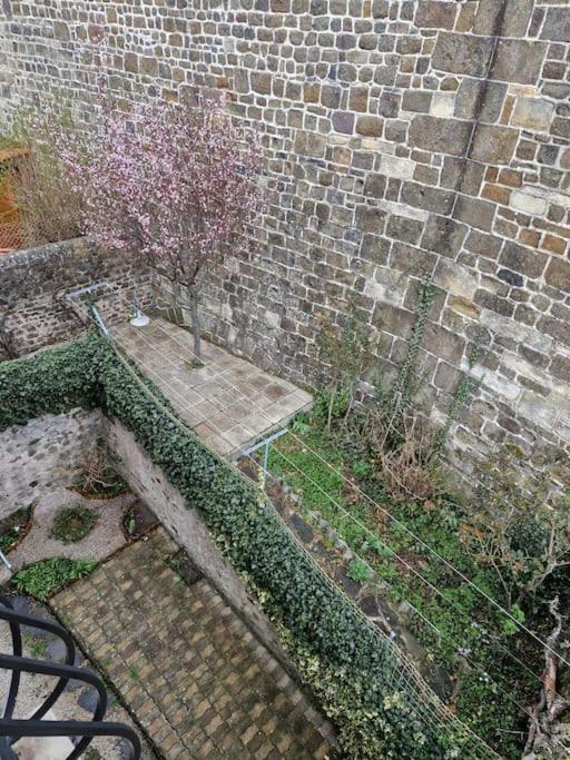 Appartement 120 M² Duplex Coeur Historique Au Calme Le Puy-en-Velay Extérieur photo