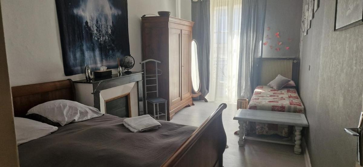 Appartement 120 M² Duplex Coeur Historique Au Calme Le Puy-en-Velay Extérieur photo
