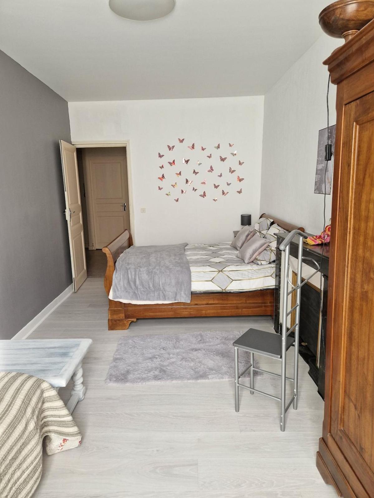 Appartement 120 M² Duplex Coeur Historique Au Calme Le Puy-en-Velay Extérieur photo